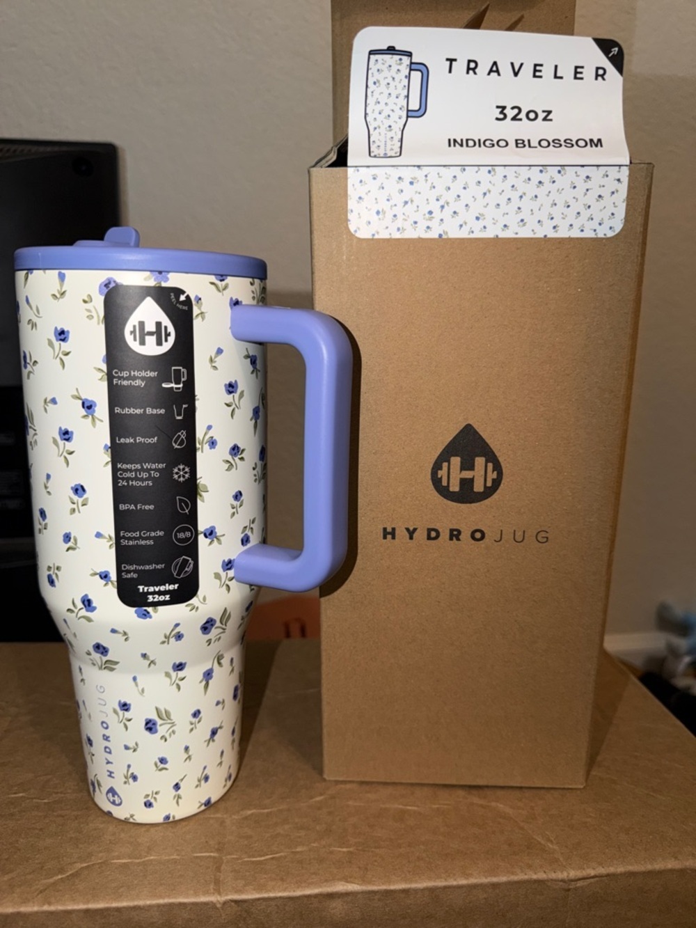 HydroJug Indigo Blossom 32oz Traveler